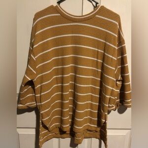 Women’s oversized waffle knit sweater with bell sleeves size large